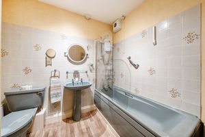 Photo 7- click for photo gallery